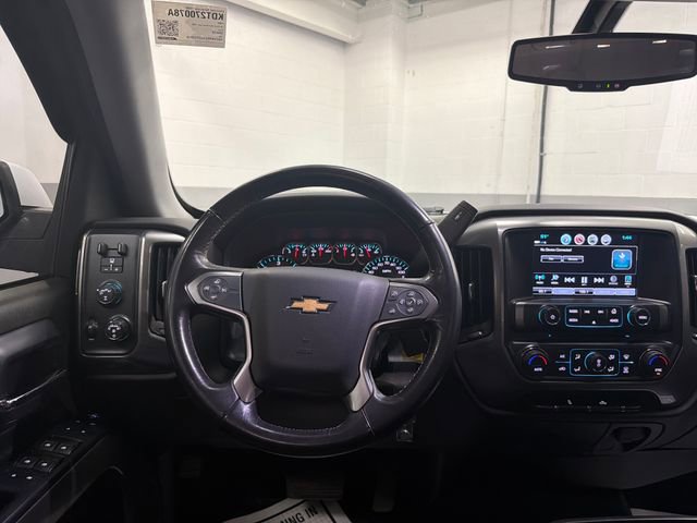 Used 2018 Chevrolet Silverado 1500 LT w/ All Star Edition AWD/4WD image 25