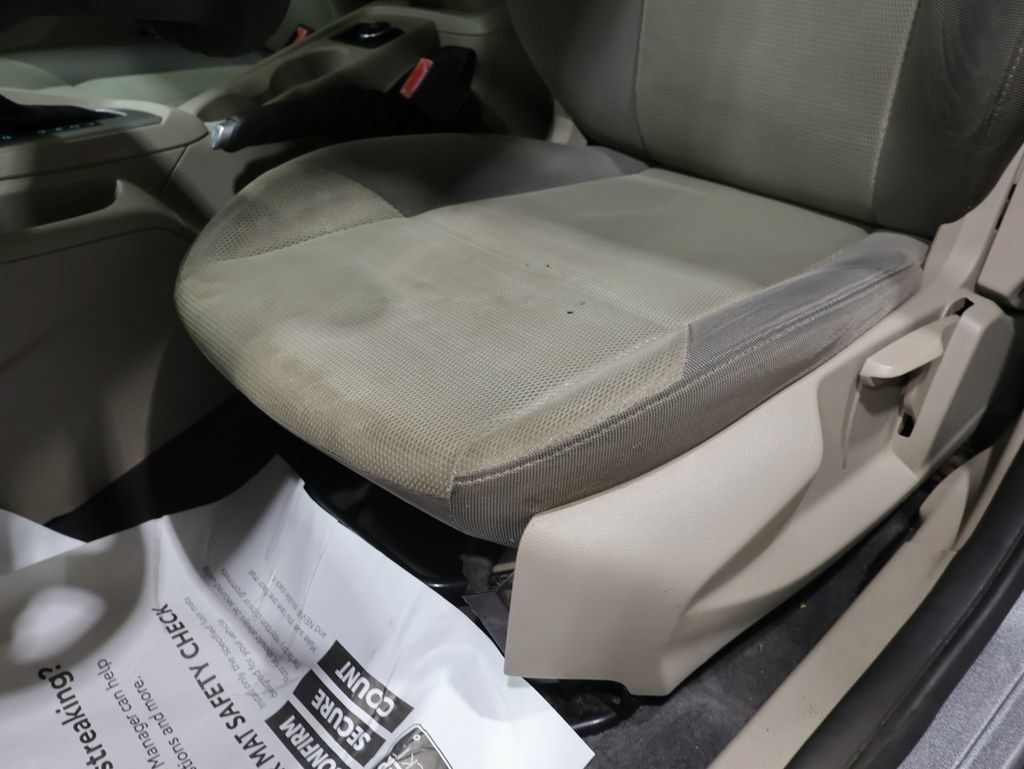 Used 2012 Ford Focus SE FWD image 17
