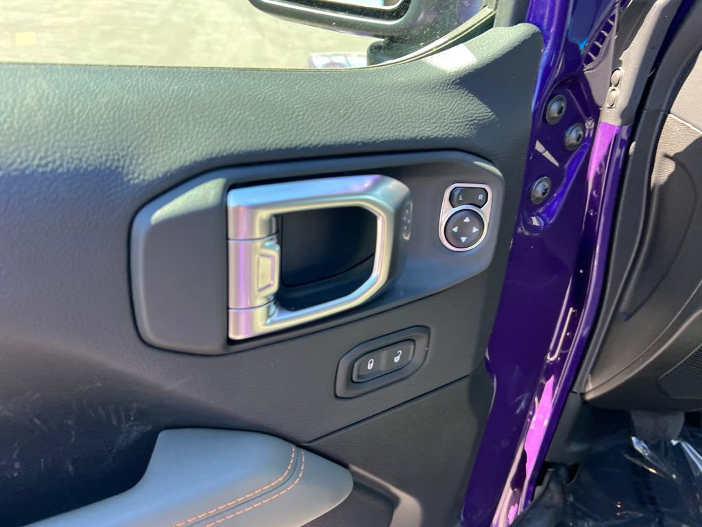 New 2026 Jeep Gladiator Mojave AWD/4WD image 18