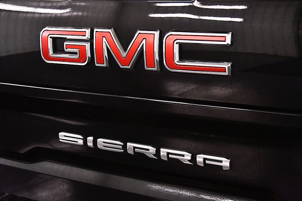 Used 2024 GMC Sierra 1500 AT4 w/ AT4 Premium Package AWD/4WD image 11