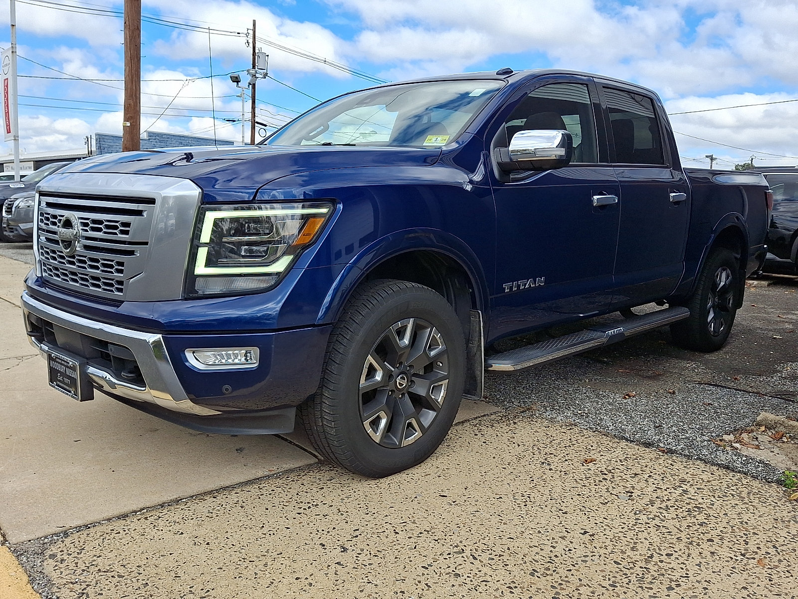 Certified 2021 Nissan Titan Platinum Reserve w/ Moonroof Package AWD/4WD image 3