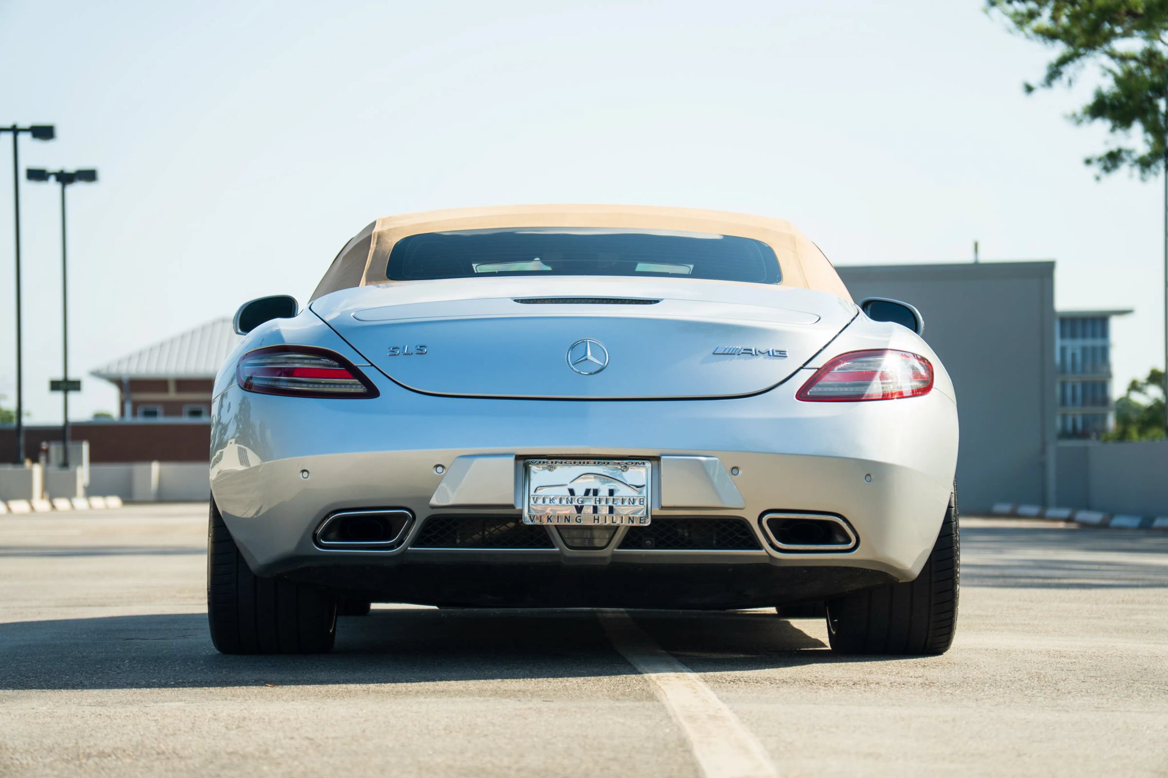 Used 2012 Mercedes-Benz SLS AMG Roadster image 11