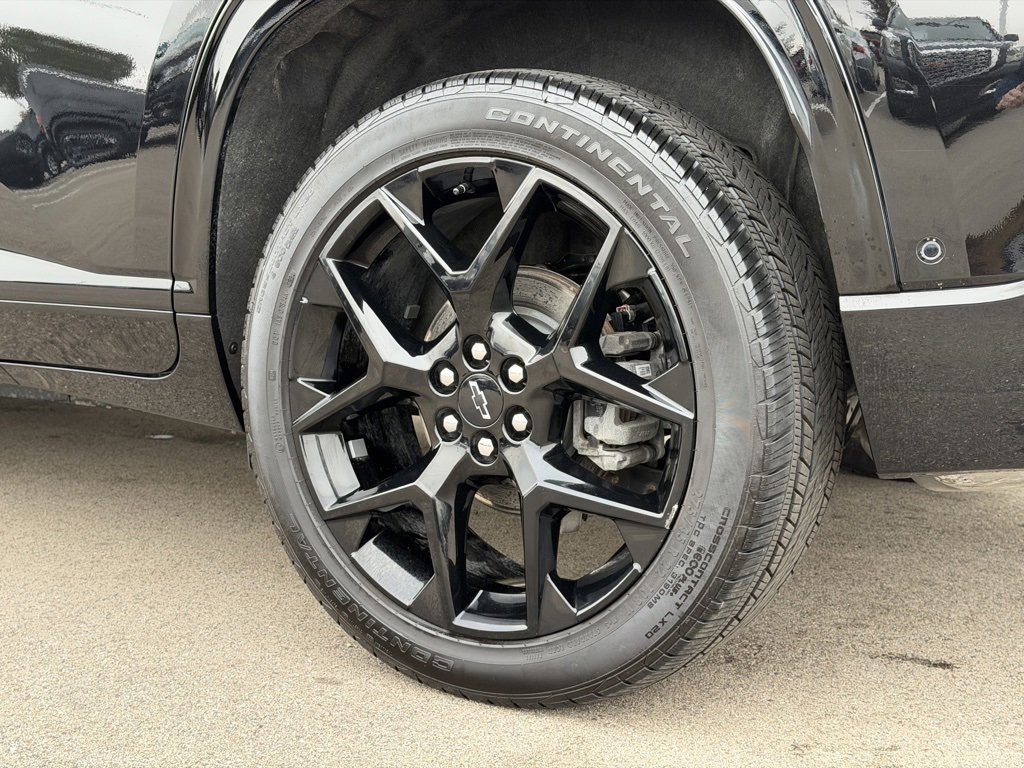 Used 2024 Chevrolet Traverse RS image 29