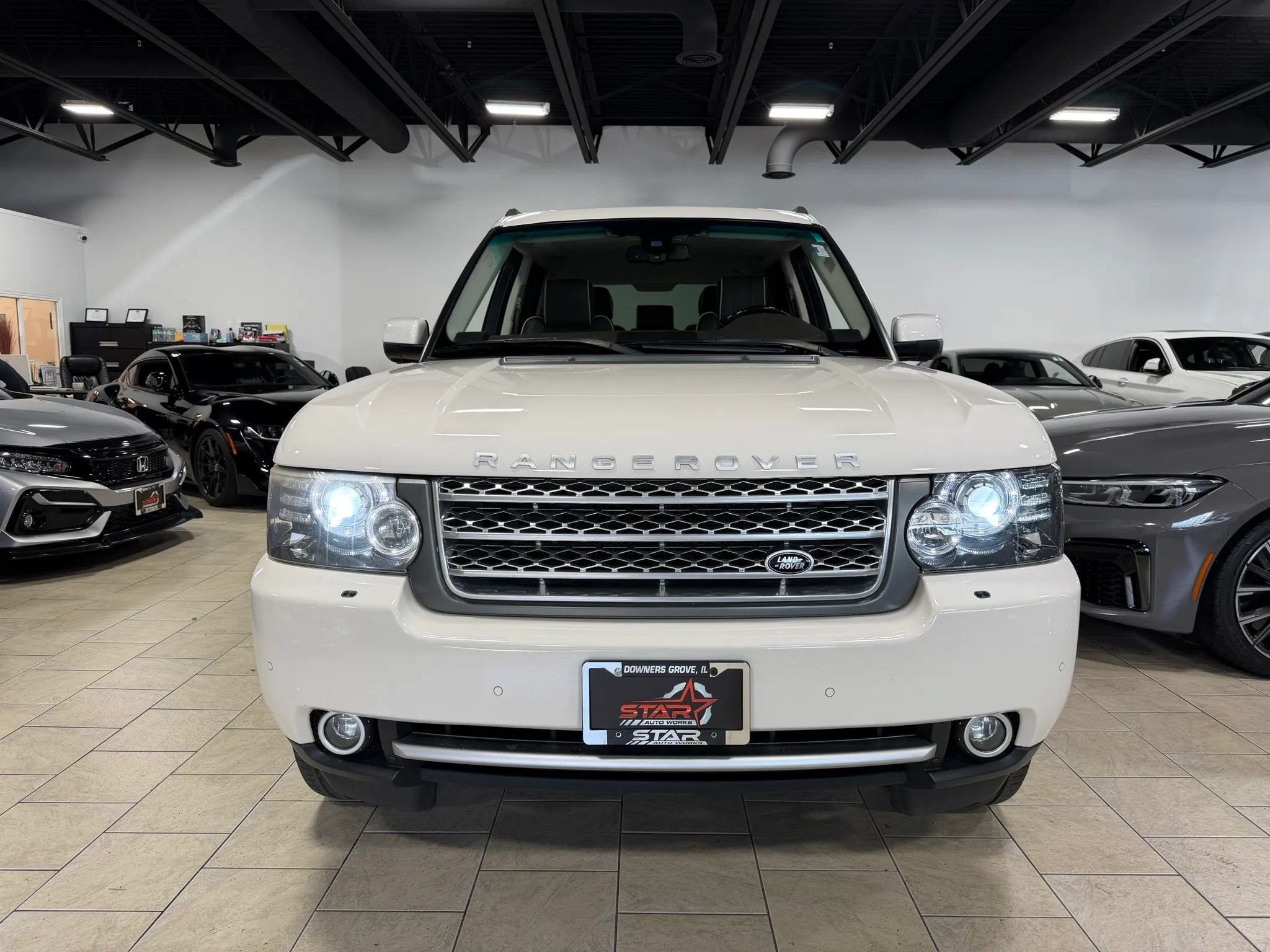 Used 2010 Land Rover Range Rover Supercharged AWD/4WD image 10