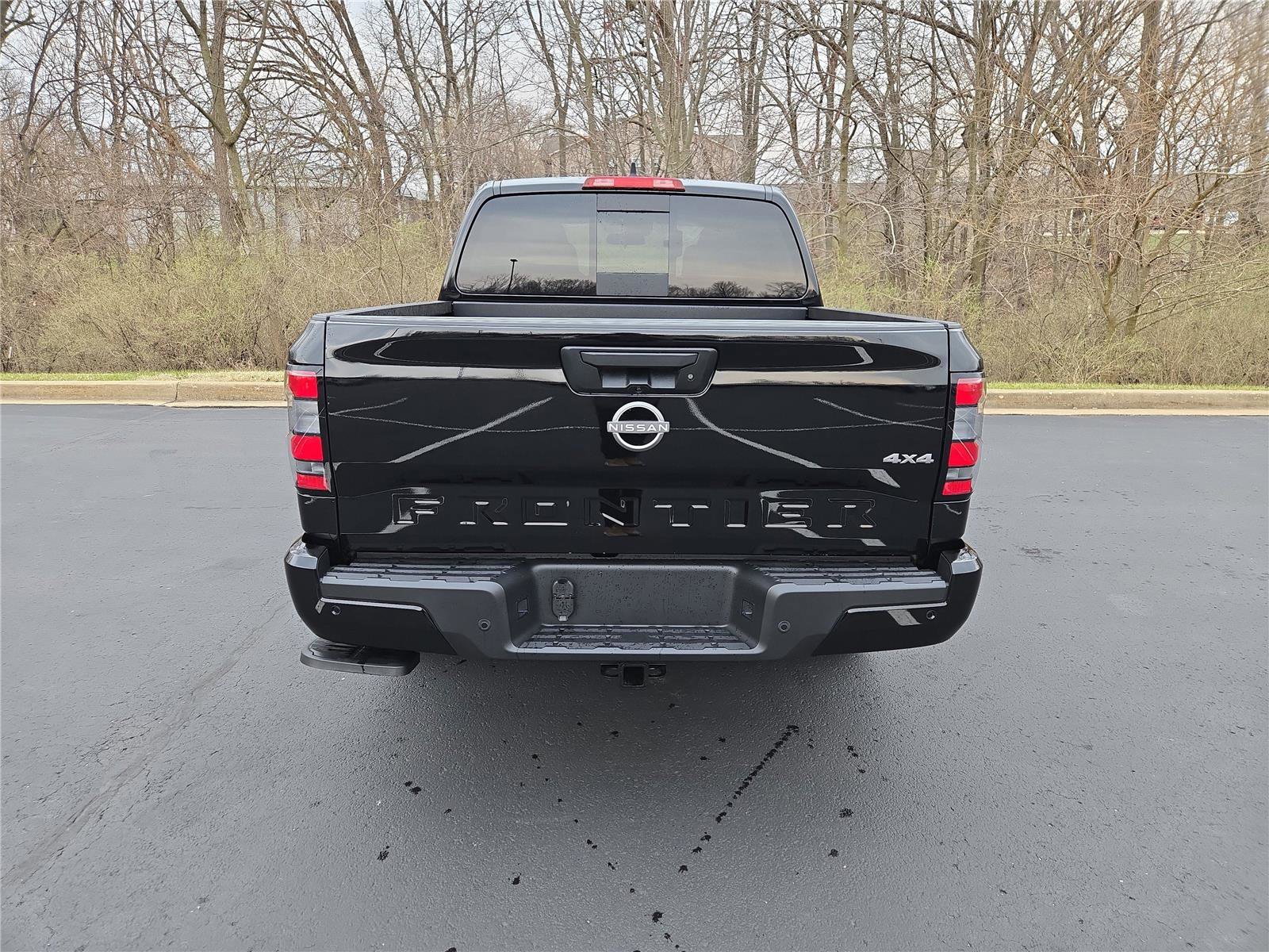 New 2026 Nissan Frontier SV w/ All-Weather Content Package AWD/4WD image 8