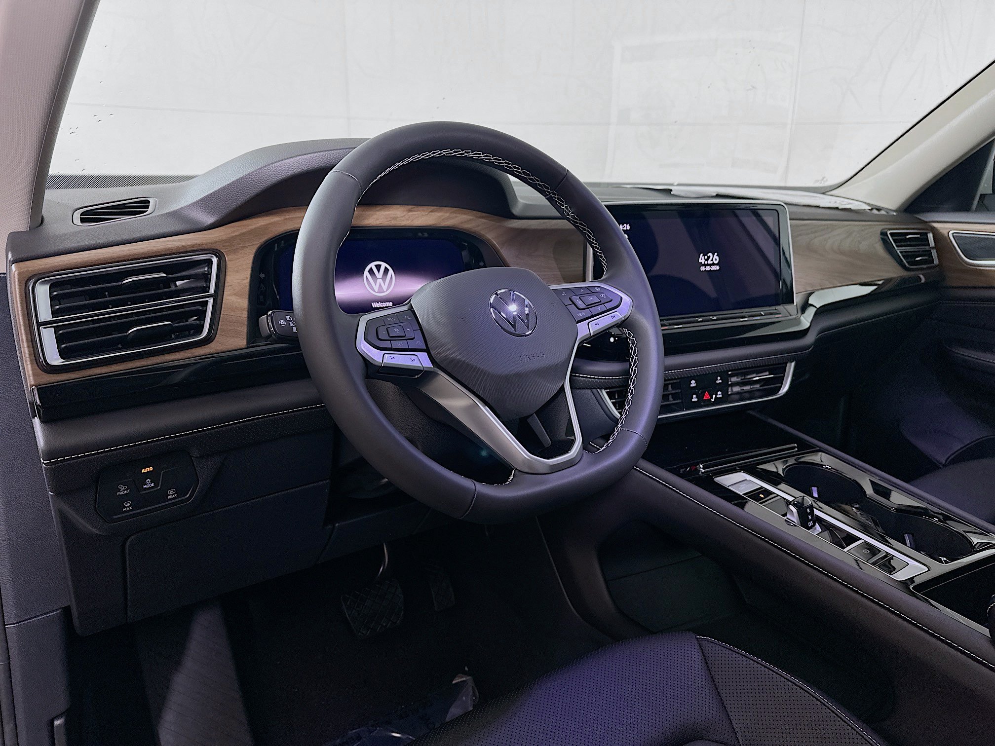 New 2026 Volkswagen Atlas SE AWD/4WD image 9