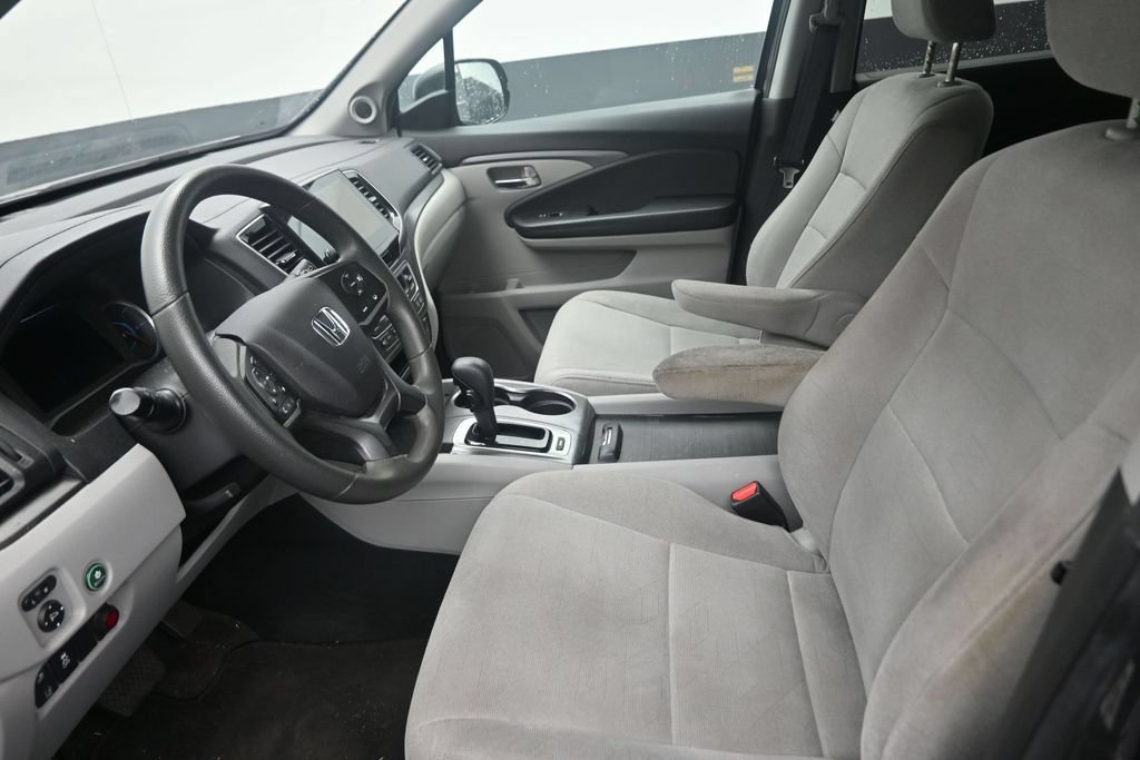 Used 2020 Honda Pilot EX image 11
