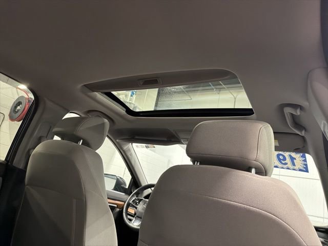 Used 2019 Honda CR-V Touring image 24