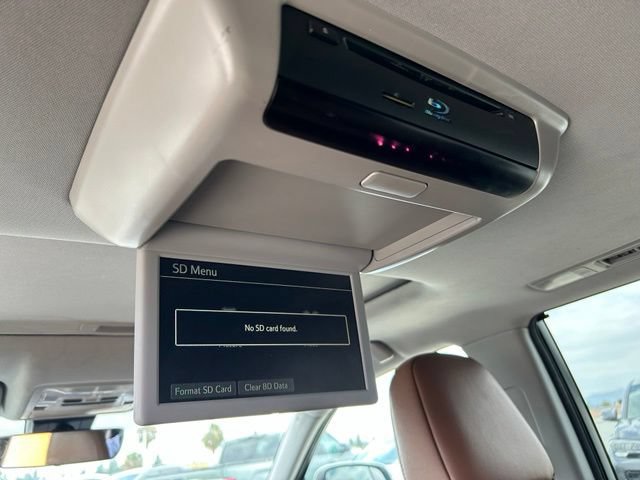 Used 2017 Toyota Highlander Limited w/ Carpet Mat Package FWD image 39