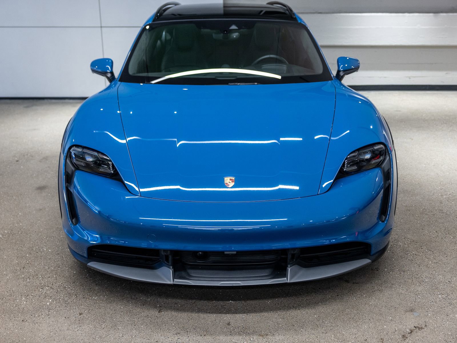 Certified 2023 Porsche Taycan Turbo AWD/4WD image 8