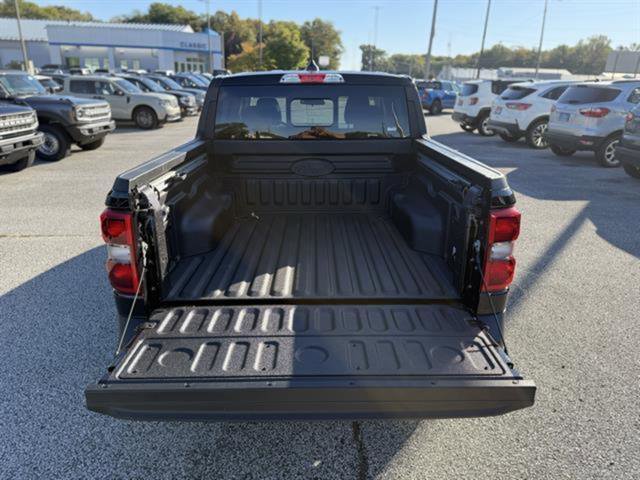 New 2025 Ford Maverick Lariat image 4