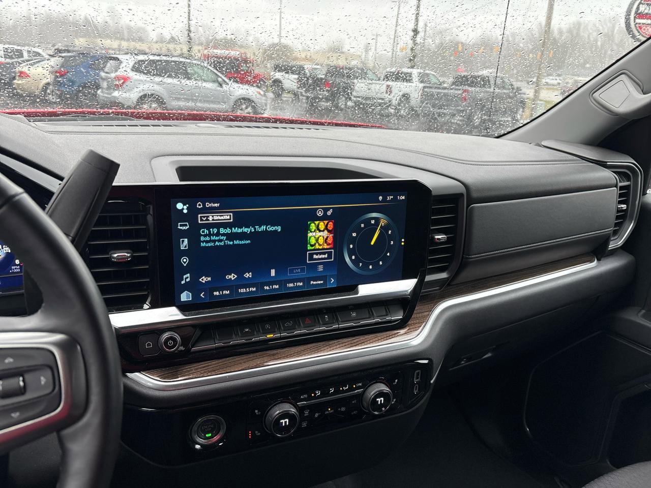 Used 2023 Chevrolet Silverado 1500 LT image 19