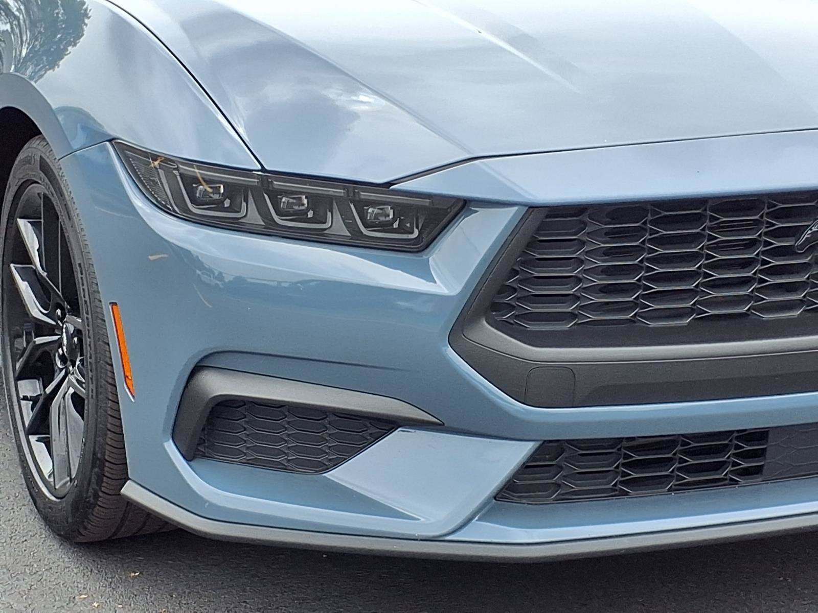Used 2024 Ford Mustang Premium RWD image 29