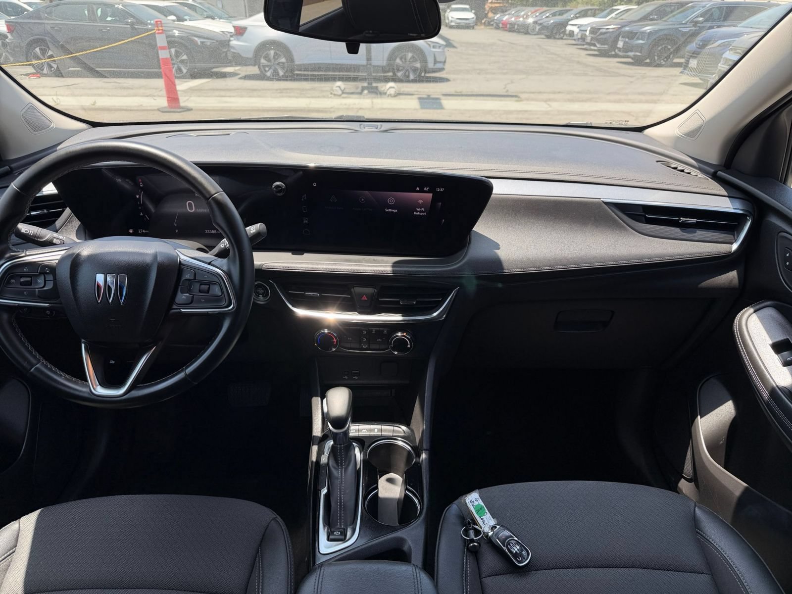 Used 2025 Buick Encore GX Preferred AWD/4WD image 32