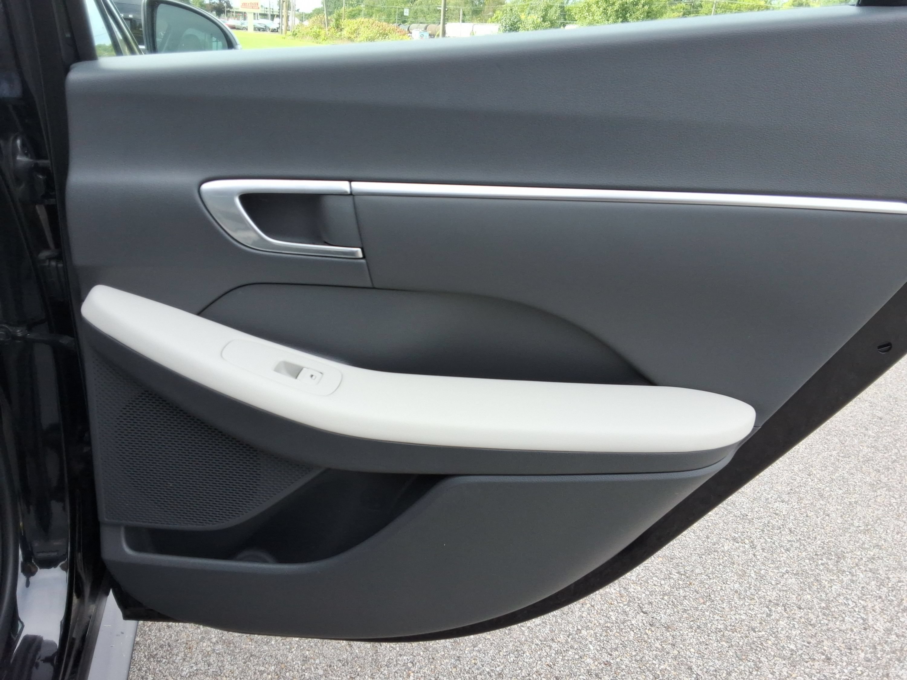 Used 2023 Hyundai Sonata SEL w/ Convenience Package FWD image 23
