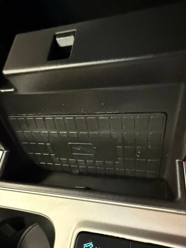 Used 2023 Ford Explorer XLT w/ Equipment Group 202A AWD/4WD image 44