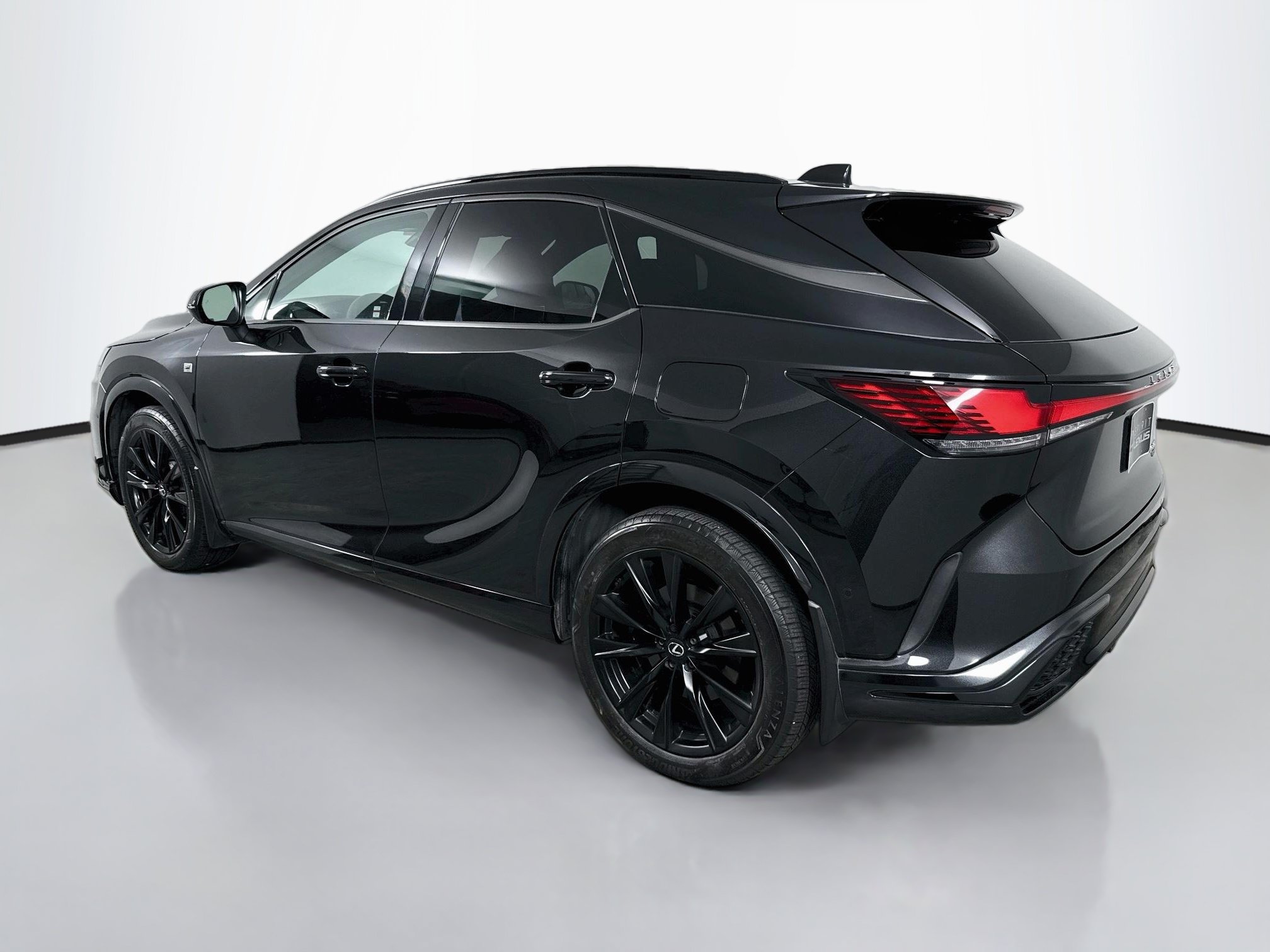Used 2024 Lexus RX 500h F Sport w/ Convenience Package AWD/4WD image 5