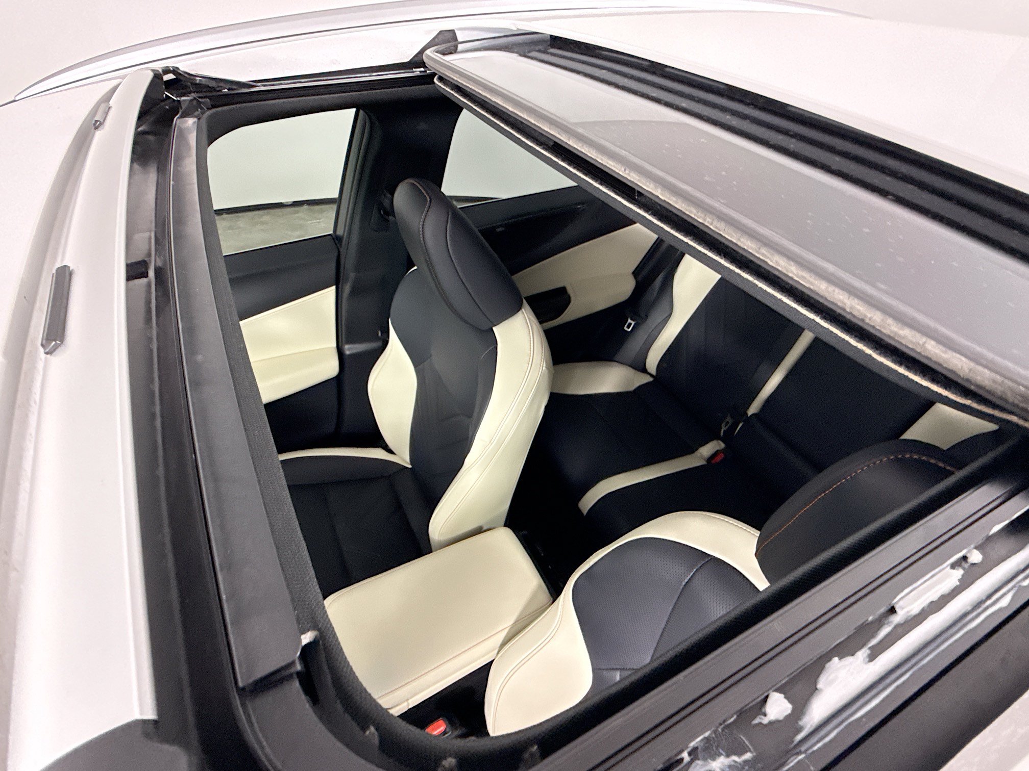 Used 2024 Lexus NX 350h AWD w/ Luxury Package image 14