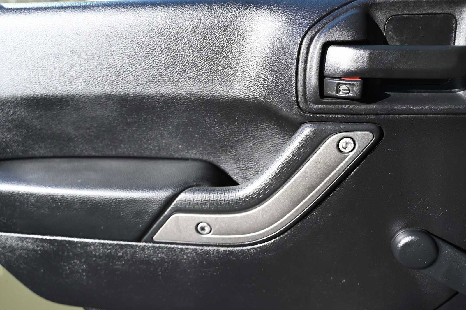 Used 2016 Jeep Wrangler Unlimited Sport image 21