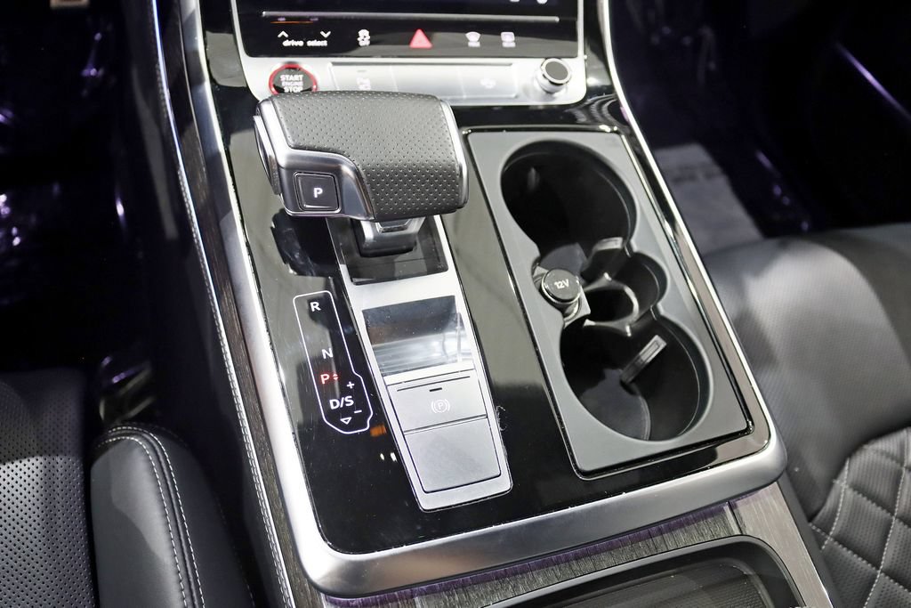 Used 2022 Audi SQ8 Prestige AWD/4WD image 27