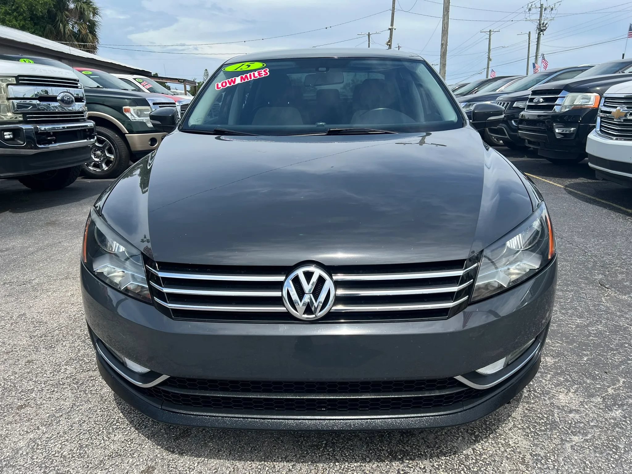 Used 2015 Volkswagen Passat 1.8T Sport FWD image 3
