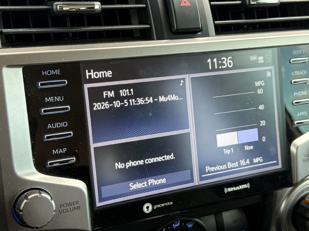 Used 2024 Toyota 4Runner SR5 AWD/4WD image 18
