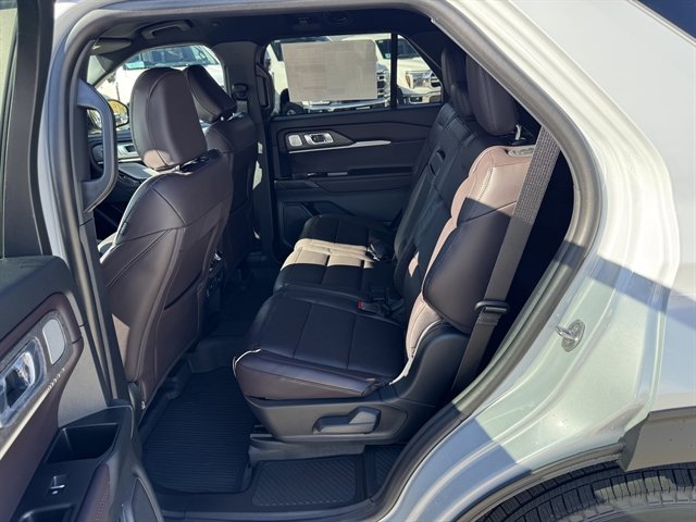 New 2026 Ford Explorer Platinum image 21
