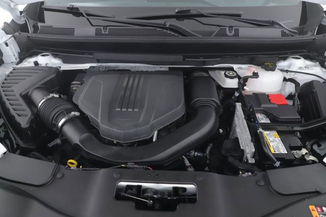 Used 2025 GMC Acadia AT4 w/ LPO, Floor Liner Package AWD/4WD image 15