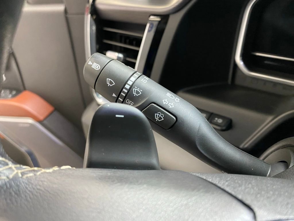 Used 2023 GMC Sierra 1500 Denali Ultimate image 25