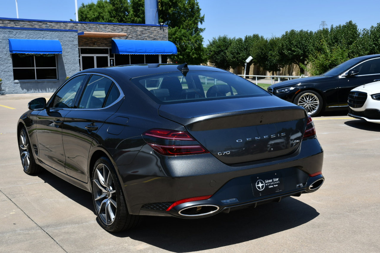Used 2025 Genesis G70 2.5T image 4