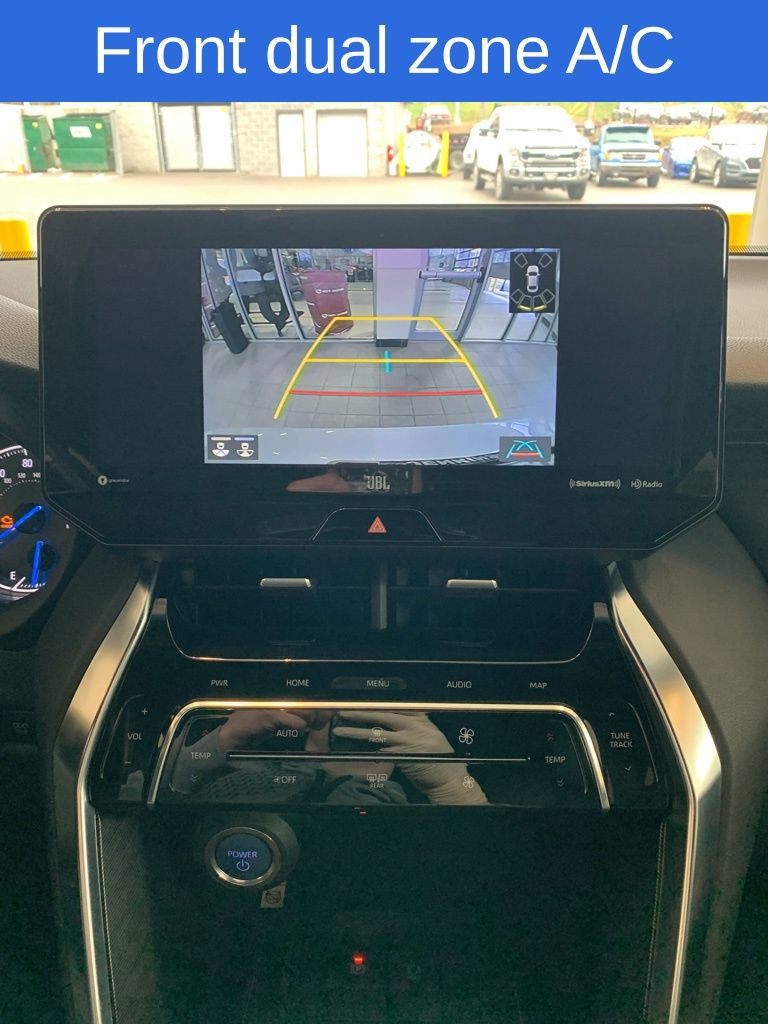 Used 2021 Toyota Venza XLE w/ Softex Package image 8