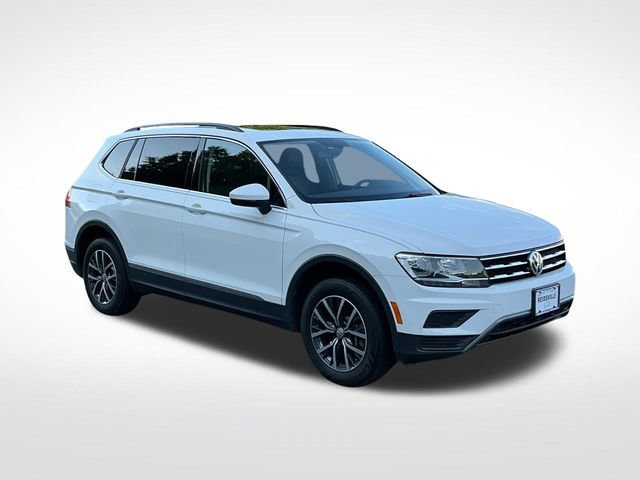 Used 2020 Volkswagen Tiguan SE w/ Panoramic Sunroof Package AWD/4WD image 8