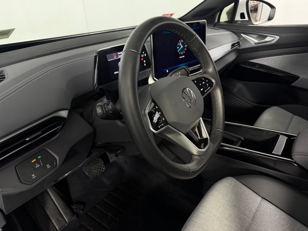 Used 2025 Volkswagen ID.4 Pro RWD image 22