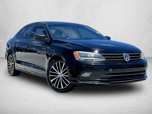 Used 2015 Volkswagen Jetta Sport FWD image 12