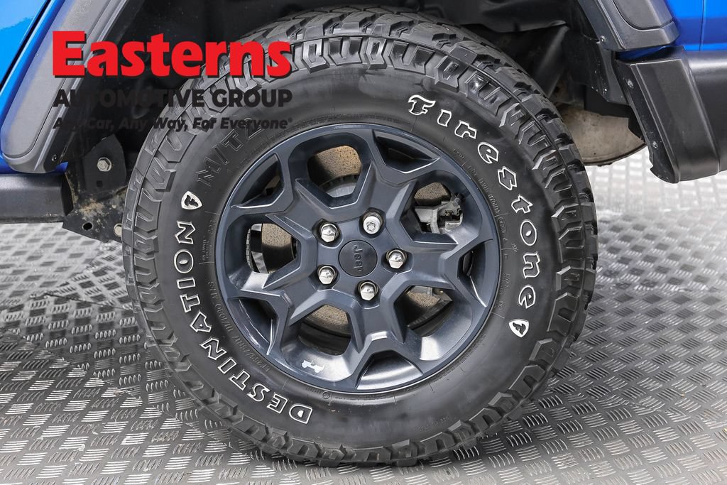 Used 2023 Jeep Wrangler Unlimited w/ Cold Weather Group AWD/4WD image 10