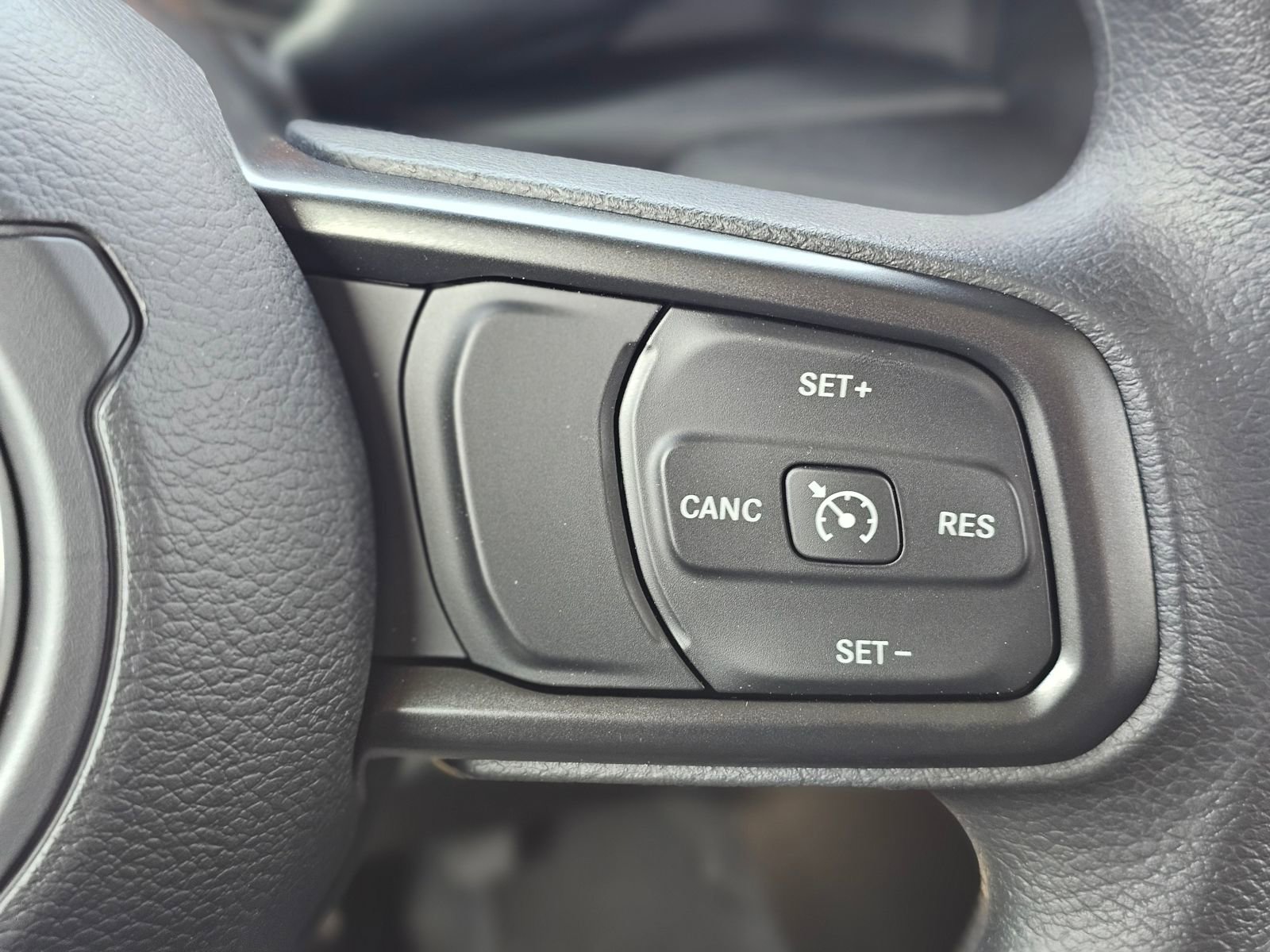 New 2026 Jeep Gladiator Sport AWD/4WD image 16
