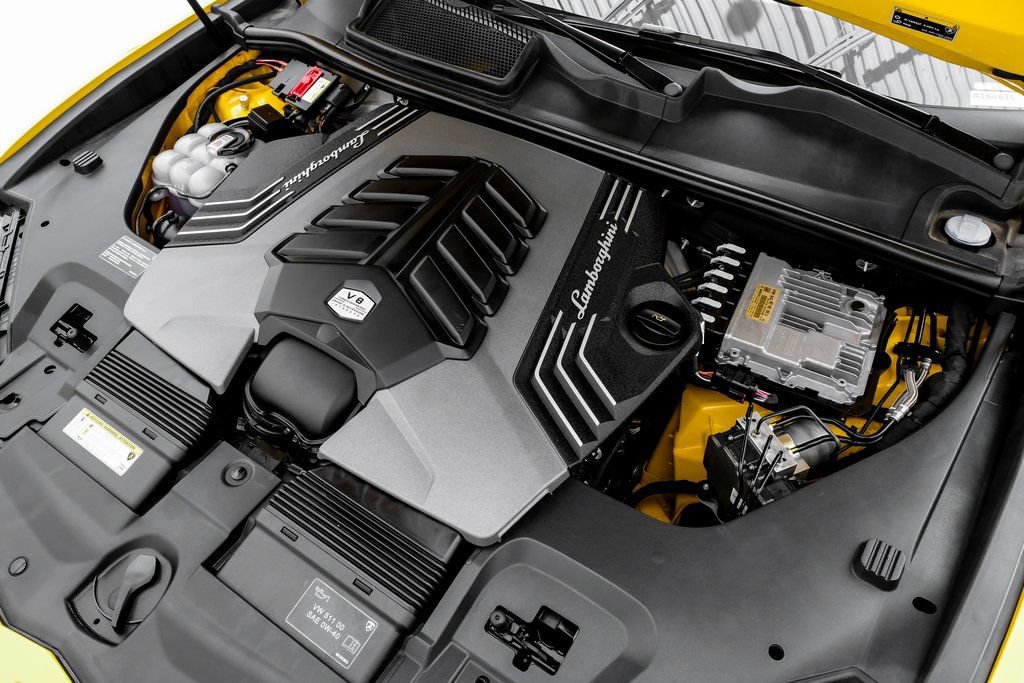 Used 2022 Lamborghini Urus AWD/4WD image 43