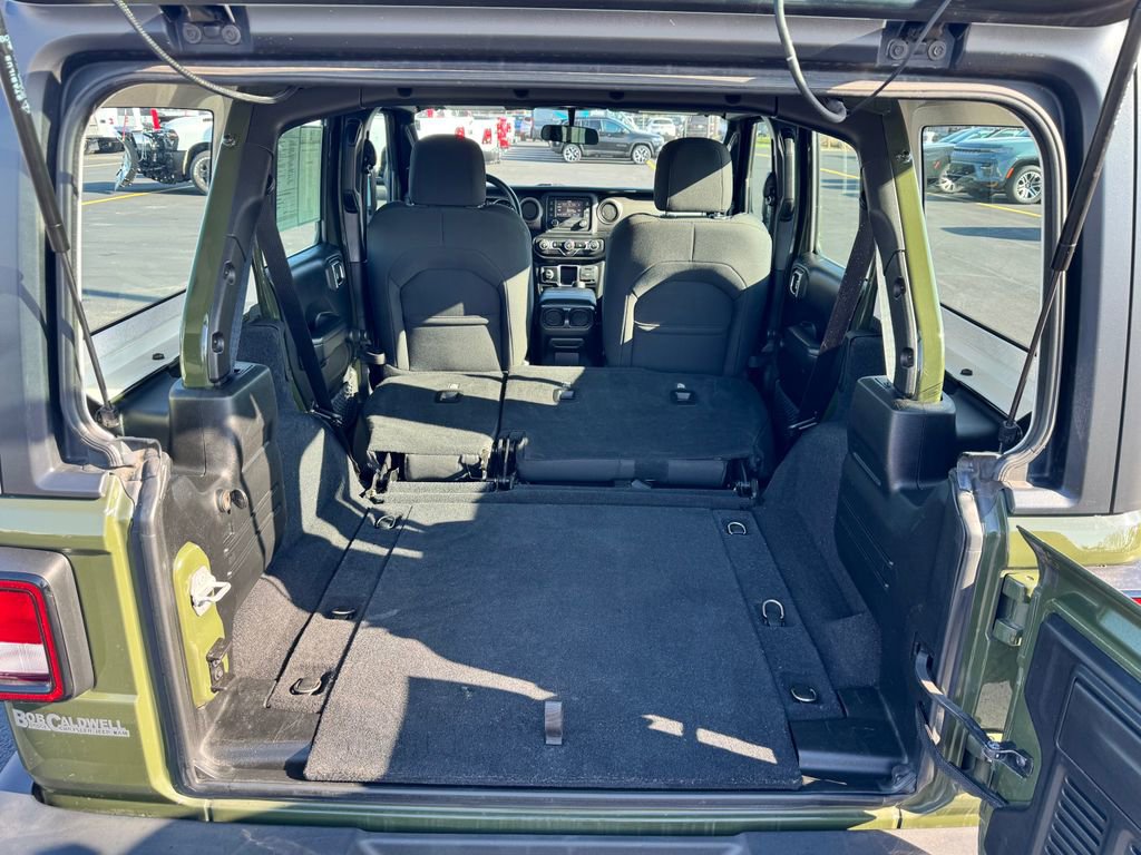 Used 2020 Jeep Wrangler Unlimited Sport image 15
