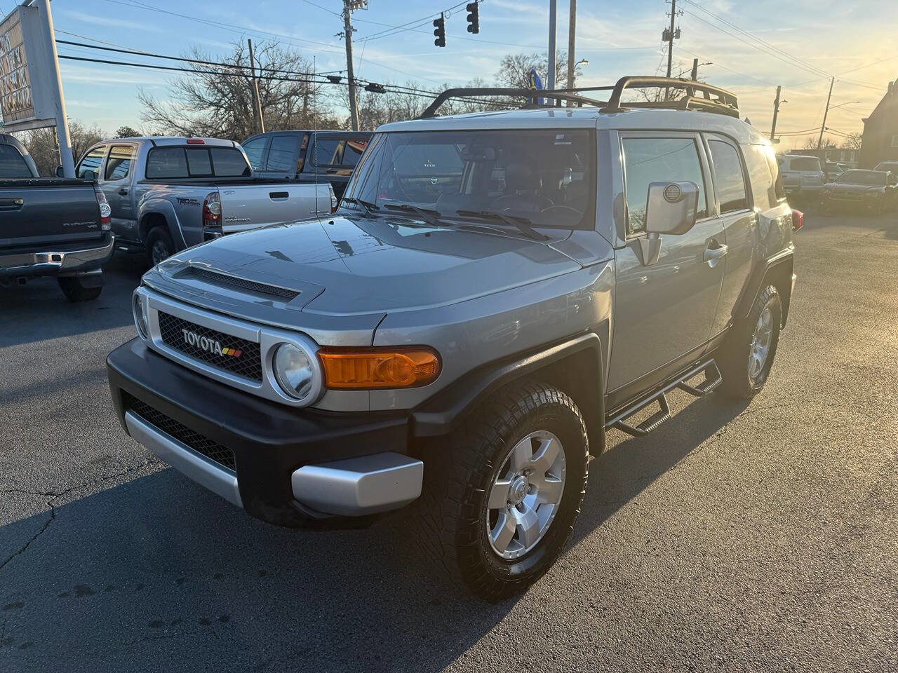 Used 2010 Toyota FJ Cruiser 4WD image 8