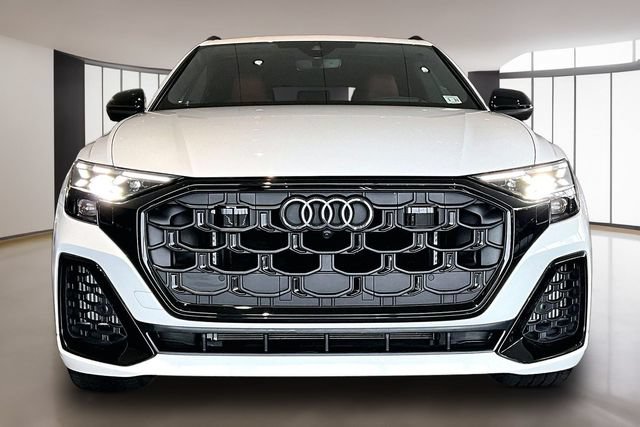 Used 2026 Audi SQ8 Prestige AWD/4WD image 2