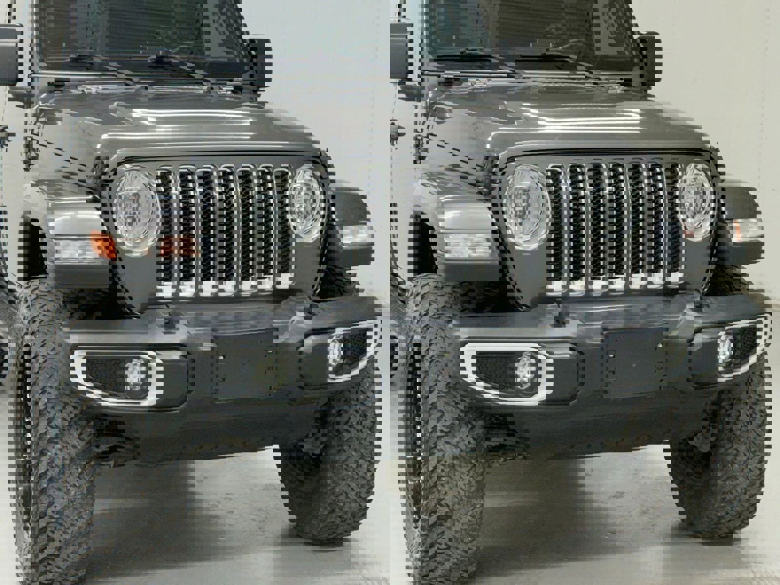 Used 2019 Jeep Wrangler Unlimited Sahara image 35