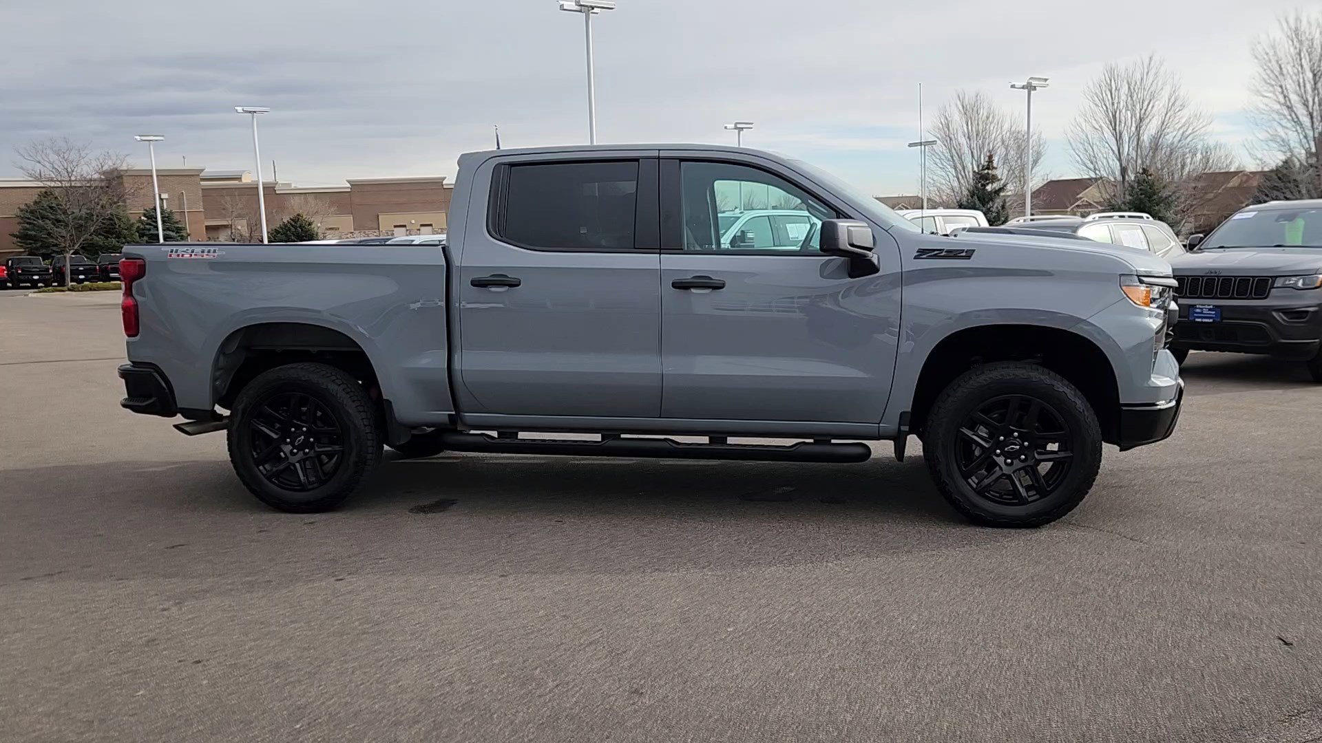 Used 2024 Chevrolet Silverado 1500 Custom Trail Boss w/ Turbomax Blackout Package image 6