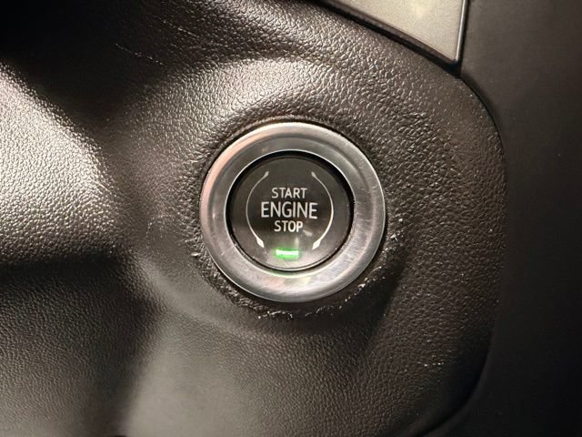 Used 2021 Chevrolet Silverado 1500 RST AWD/4WD image 36
