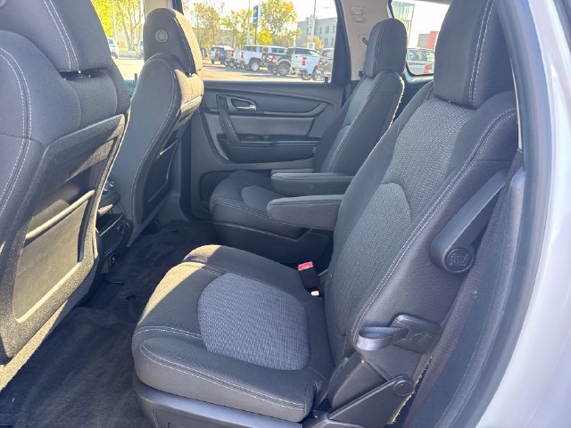 Used 2017 Chevrolet Traverse LT w/ Style and Technology Package AWD/4WD image 23