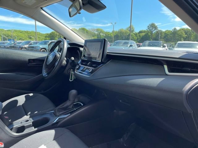 Used 2025 Toyota Corolla LE FWD image 26