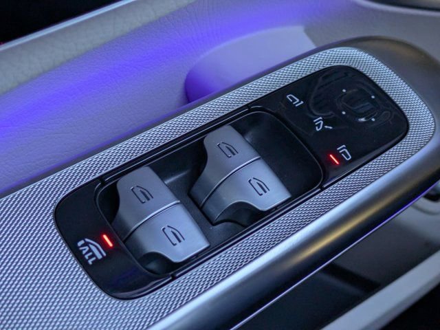 Used 2026 Mercedes-Benz CLE 300 4MATIC Cabriolet image 16