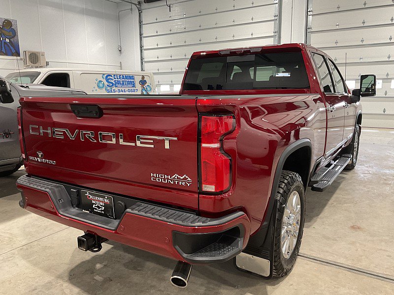 Used 2024 Chevrolet Silverado 2500 High Country w/ High Country Premium Package AWD/4WD image 6