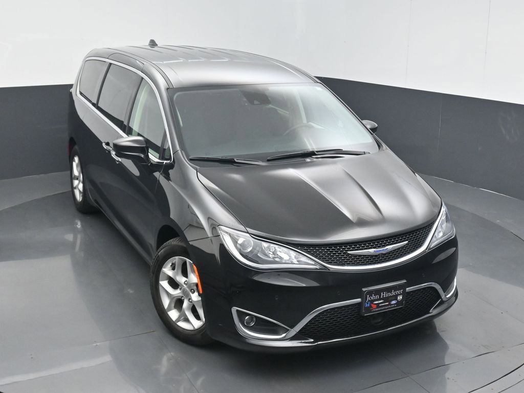 Used 2019 Chrysler Pacifica Touring Plus w/ Advanced Safetytec Group FWD image 38
