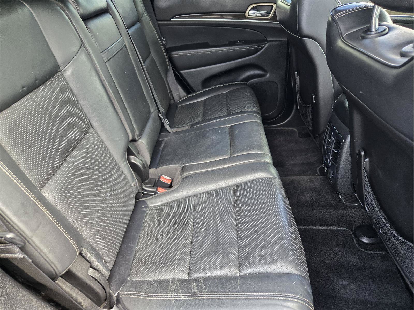 Used 2014 Jeep Grand Cherokee Overland w/ Trailer Tow Group IV RWD image 28