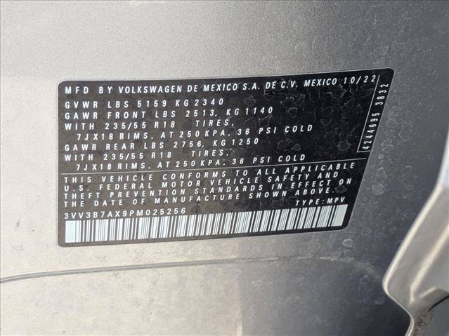Used 2023 Volkswagen Tiguan SE FWD image 23